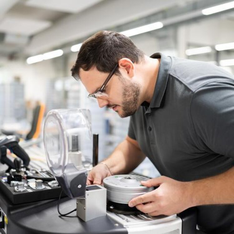 Kalibrierung im Bereich Drehmoment Kalibrierung eines Drehmomentschlüssels