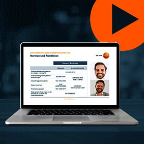 Referenten auf Bildschirm zu Webinar 